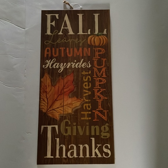 Ashland, Fall wooden wall decoration, with colorful leaf, pumpkin, season words - Picture 16 of 17